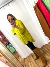 Load image into Gallery viewer, Washed Satin Button Down Top