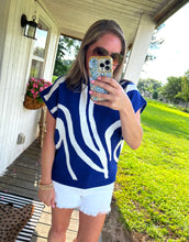 Load image into Gallery viewer, Swirl Printed Mock Neck Top

