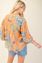Load image into Gallery viewer, Vintage Floral Button Down
