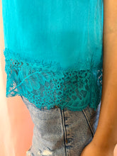 Load image into Gallery viewer, Ansley Satin Lace Top
