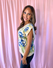 Load image into Gallery viewer, Floral Sweater Vest
