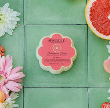 Load image into Gallery viewer, Grapefruit Cassis Daisy Spongette
