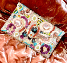 Load image into Gallery viewer, Feeling Frou Frou Sequin and Bead Clutch
