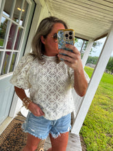 Load image into Gallery viewer, Floral and Lace Puff Sleeve Top
