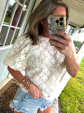 Load image into Gallery viewer, Floral and Lace Puff Sleeve Top
